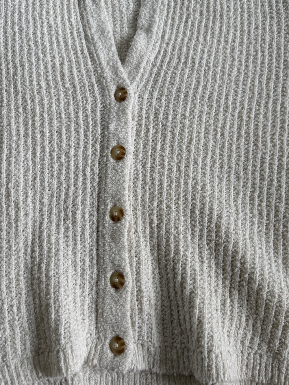 Abercrombie & Fitch Cream knitted Button-Front Short Sleeve Top - Picture 3 of 5